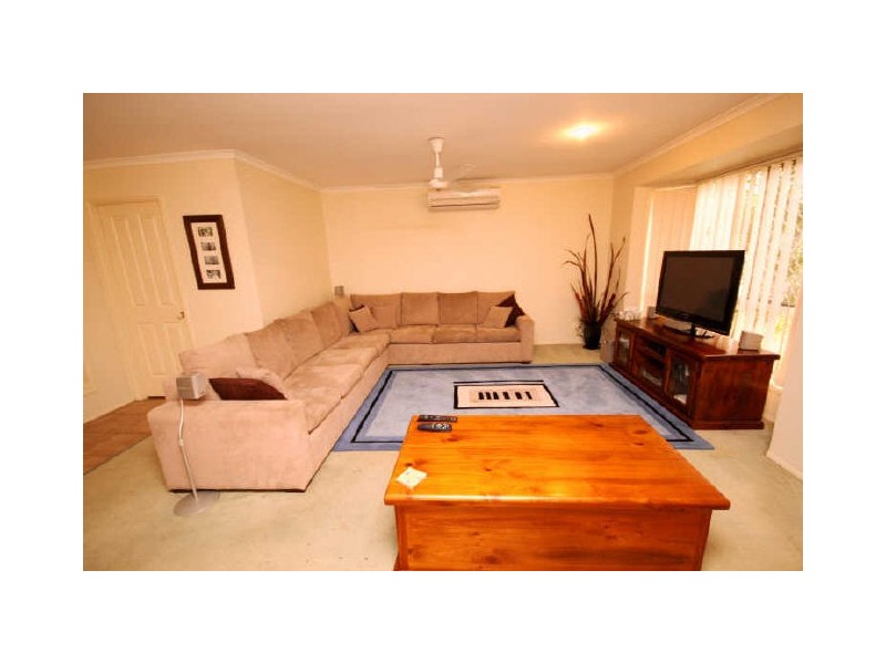 22 Rossmore Street, Nerang QLD 4211