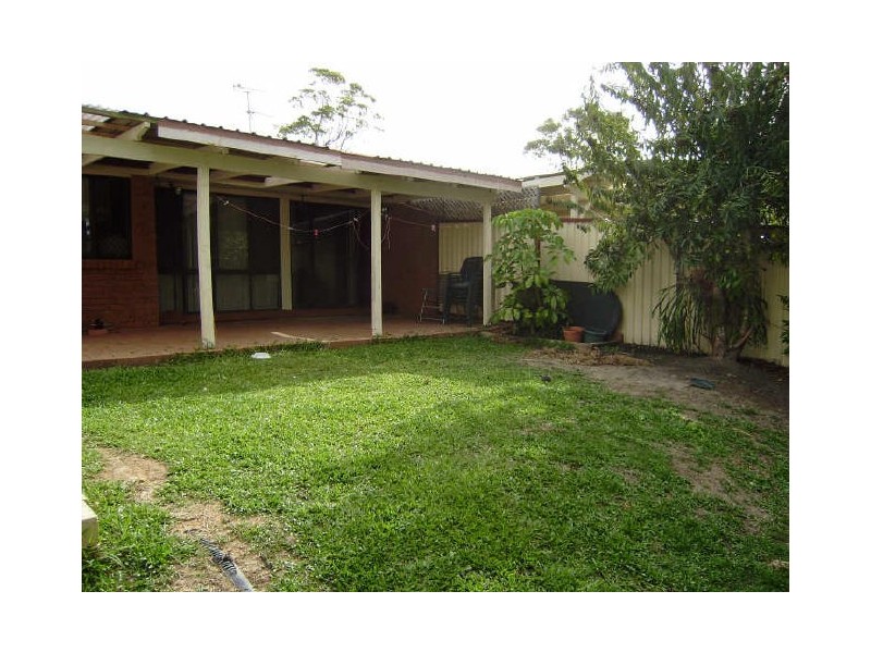 1/13 Ash Court, Arundel QLD 4214
