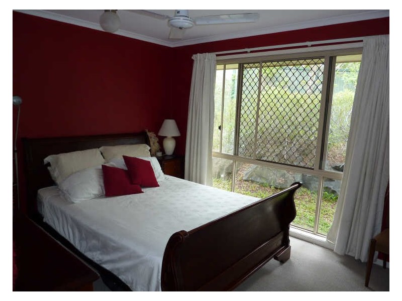 3 Tamarind Close, Nerang QLD 4211