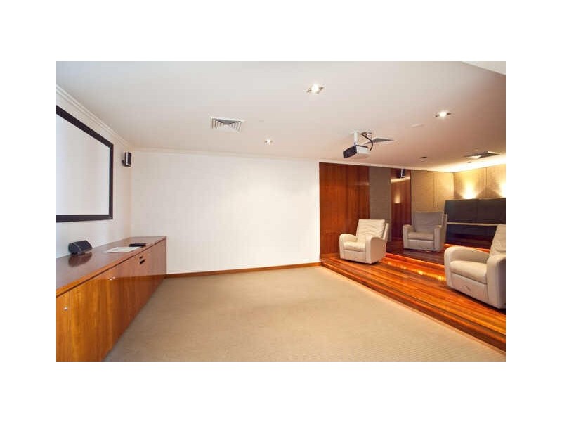 1107/300 Marine Parade, Labrador QLD 4215