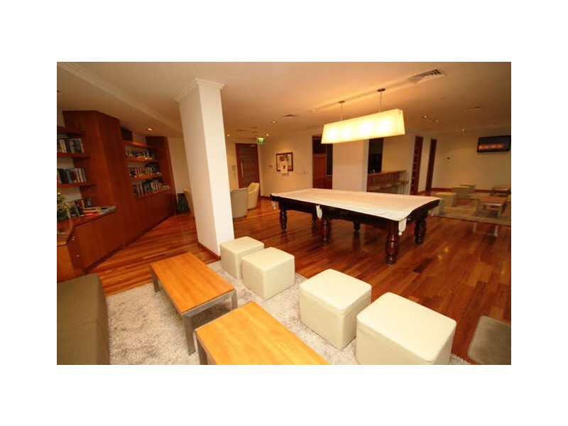 1107/300 Marine Parade, Labrador QLD 4215