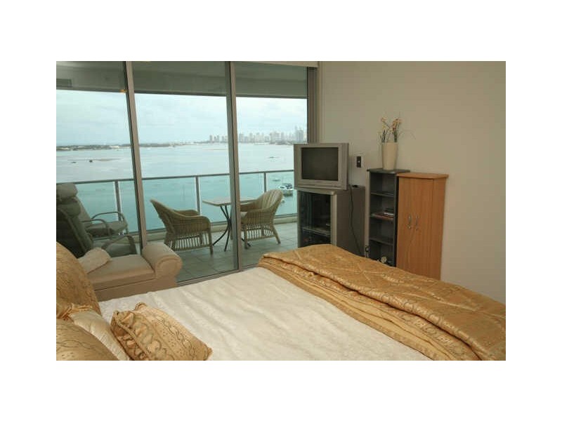 1107/300 Marine Parade, Labrador QLD 4215