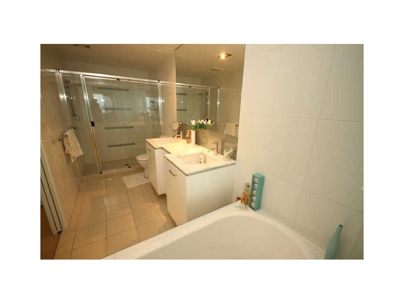 1107/300 Marine Parade, Labrador QLD 4215