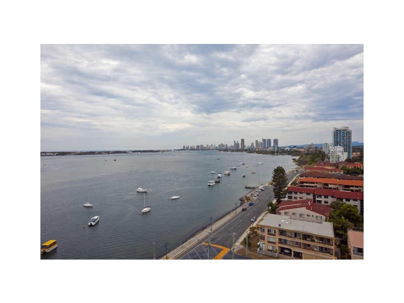 1107/300 Marine Parade, Labrador QLD 4215