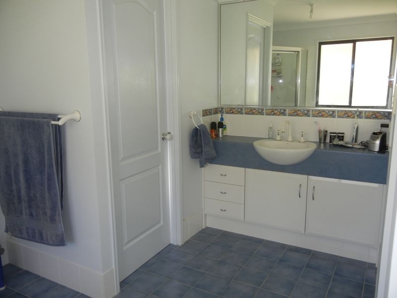 10 Ibrox Park Court, Nerang QLD 4211