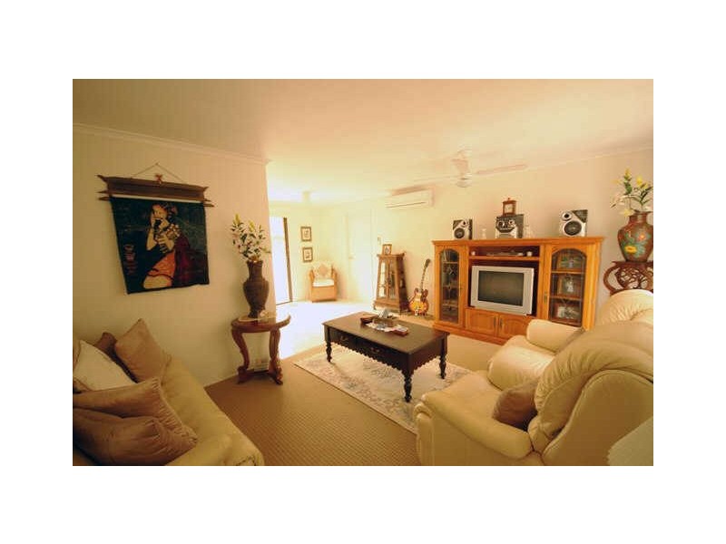 63 Alexander Drive, Highland Park QLD 4211