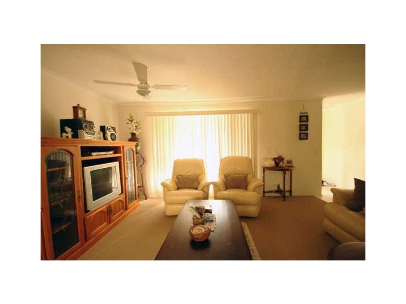 63 Alexander Drive, Highland Park QLD 4211