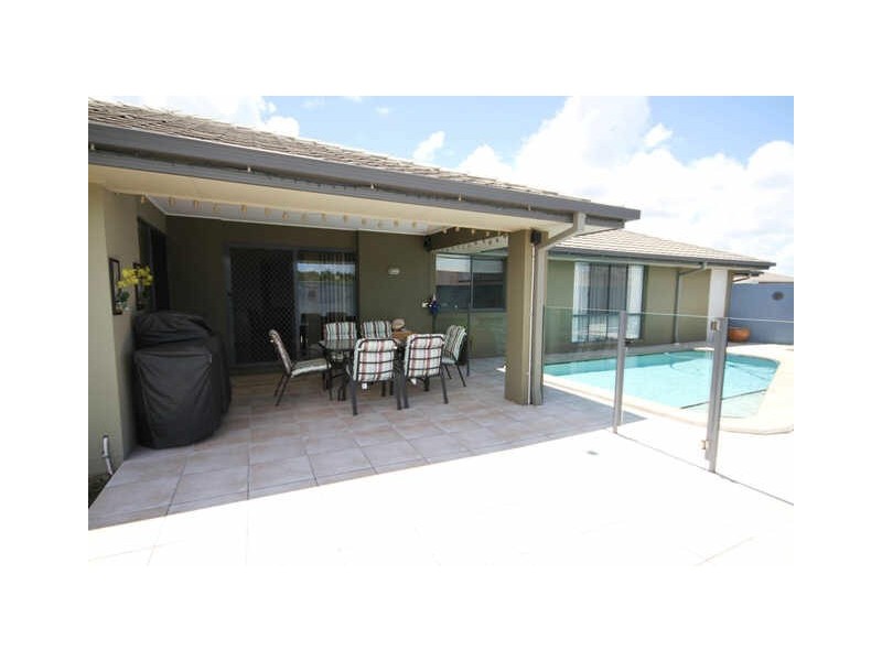 14 Abbey Rose Way, Nerang QLD 4211