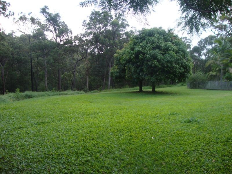 22 Narrabri Court, Gaven QLD 4211