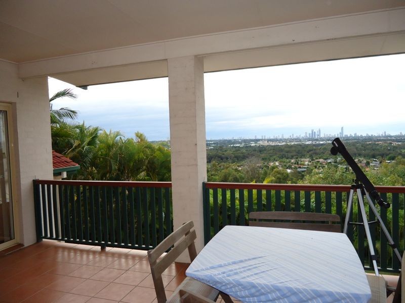 55 Woolmere Street, Carrara QLD 4211