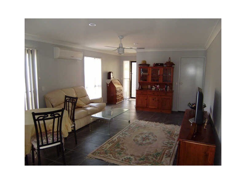 2/3 Chantrill Avenue, Nerang QLD 4211