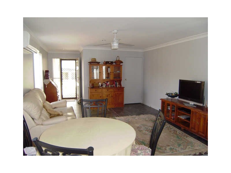 2/3 Chantrill Avenue, Nerang QLD 4211