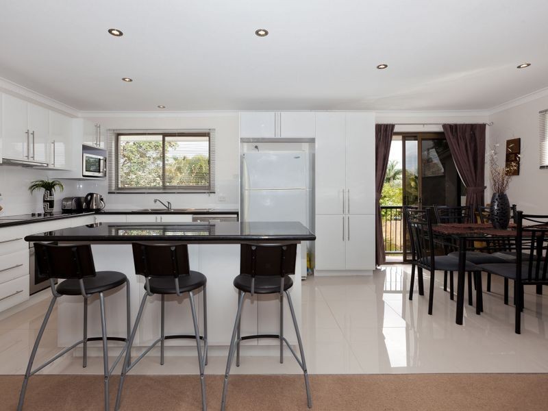 3/17 The Locale, Nerang QLD 4211