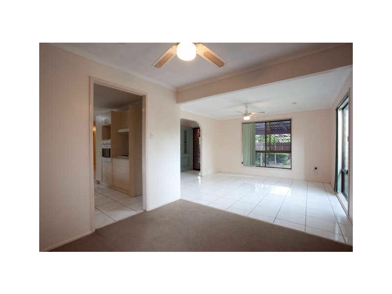 9 Bluestone Drive, Carrara QLD 4211