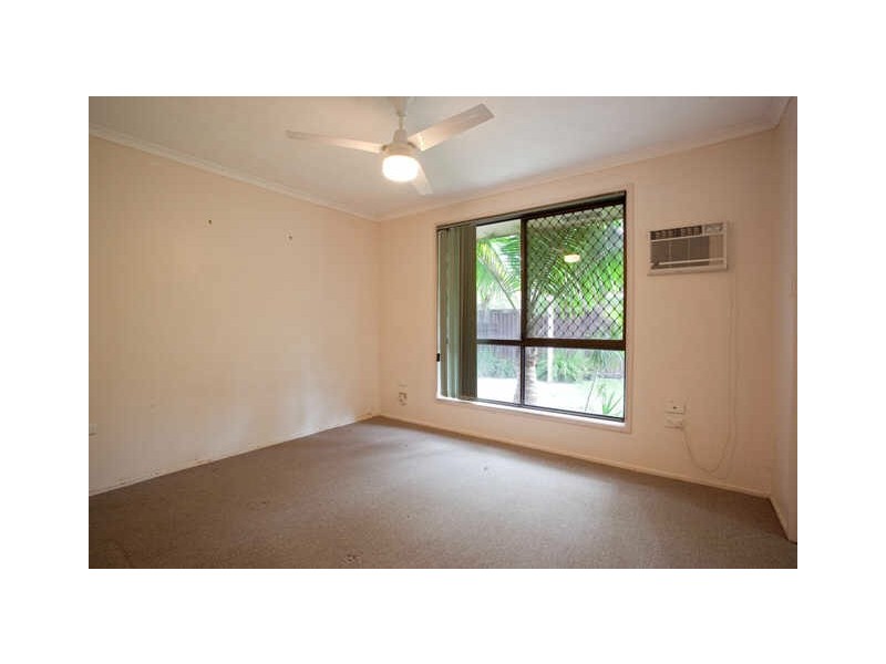 9 Bluestone Drive, Carrara QLD 4211