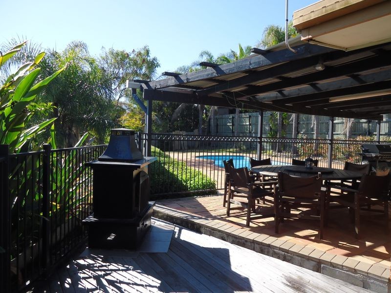 6 Pilbara Place, Worongary QLD 4213