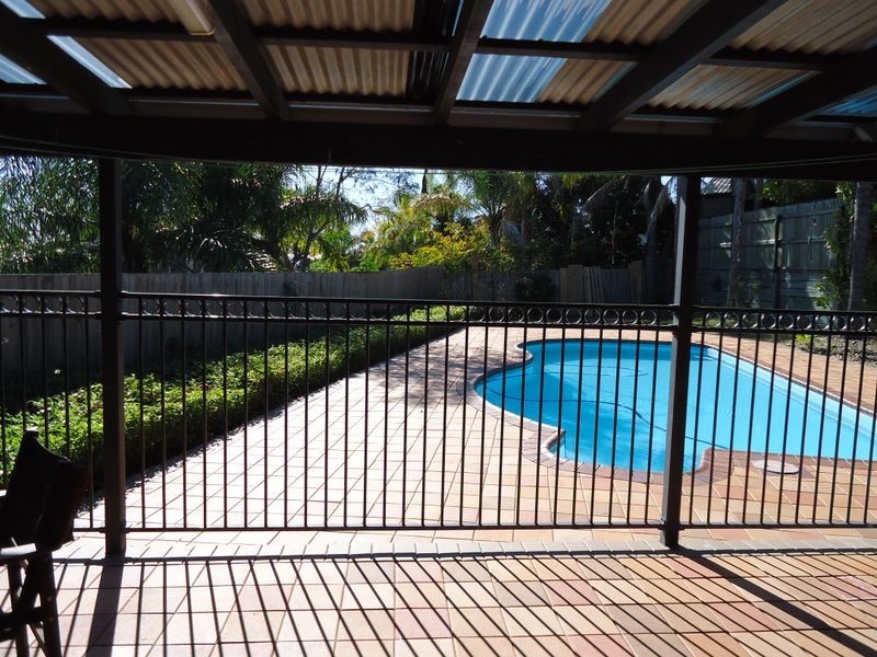 6 Pilbara Place, Worongary QLD 4213