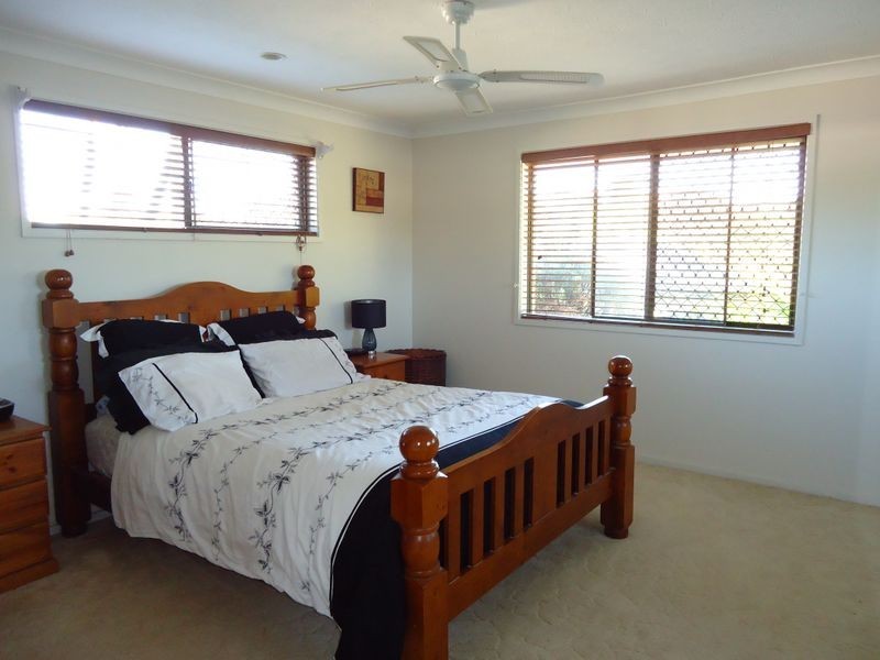 6 Pilbara Place, Worongary QLD 4213