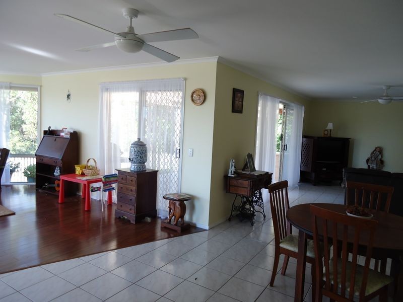 18 Fallon Court, Worongary QLD 4213