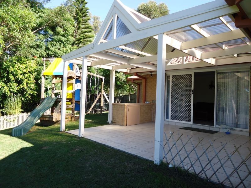 18 Fallon Court, Worongary QLD 4213