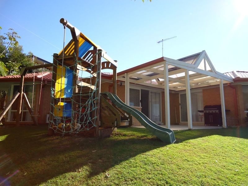 18 Fallon Court, Worongary QLD 4213