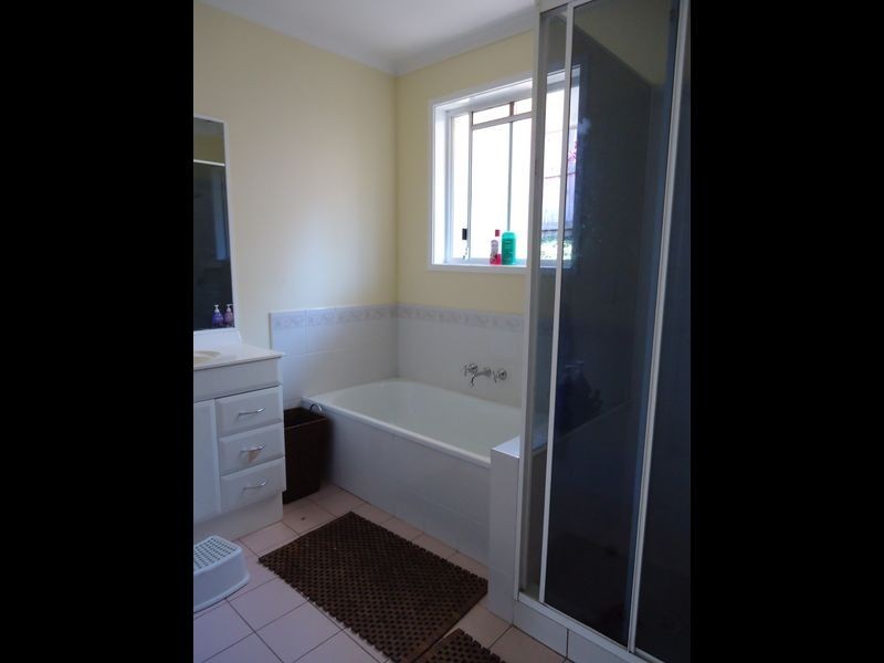 18 Fallon Court, Worongary QLD 4213
