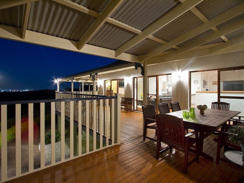 27 Byfield Court, Nerang QLD 4211