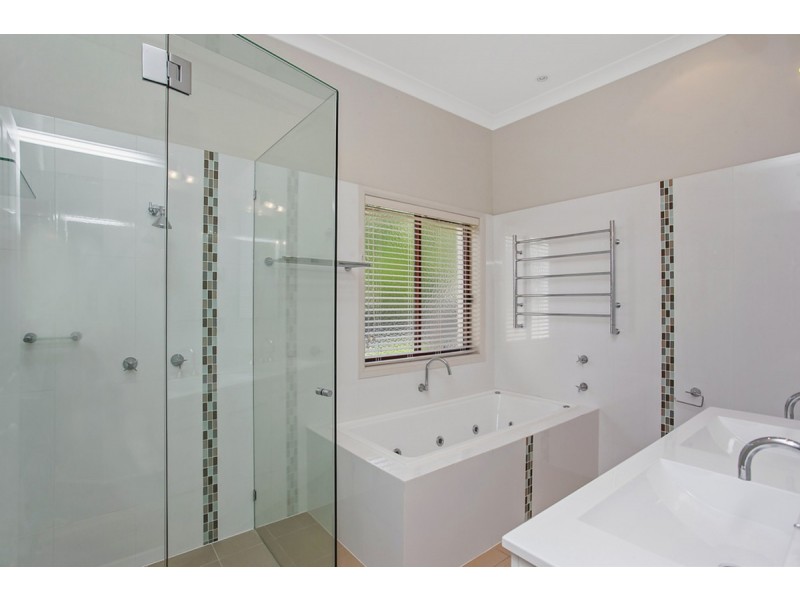27 Byfield Court, Nerang QLD 4211