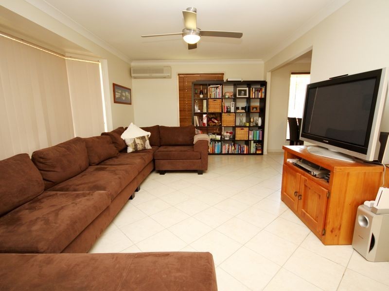 7 Glengarry Close, Highland Park QLD 4211