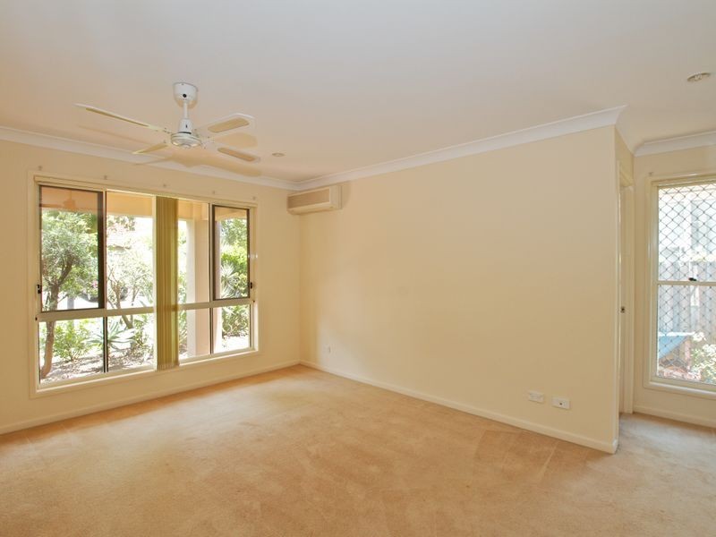 14 Rhiannon Drive, Ashmore QLD 4214