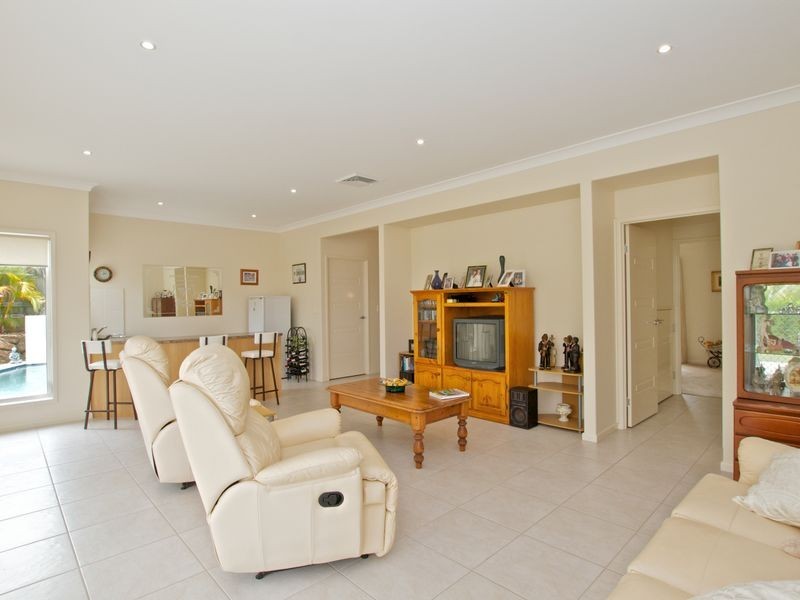 3 Ridgeline Way, Highland Park QLD 4211