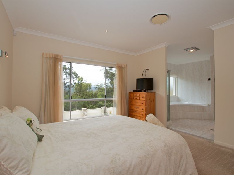 3 Ridgeline Way, Highland Park QLD 4211