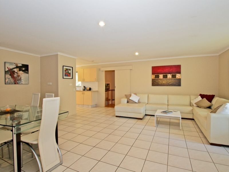 29 Pappas Way, Carrara QLD 4211