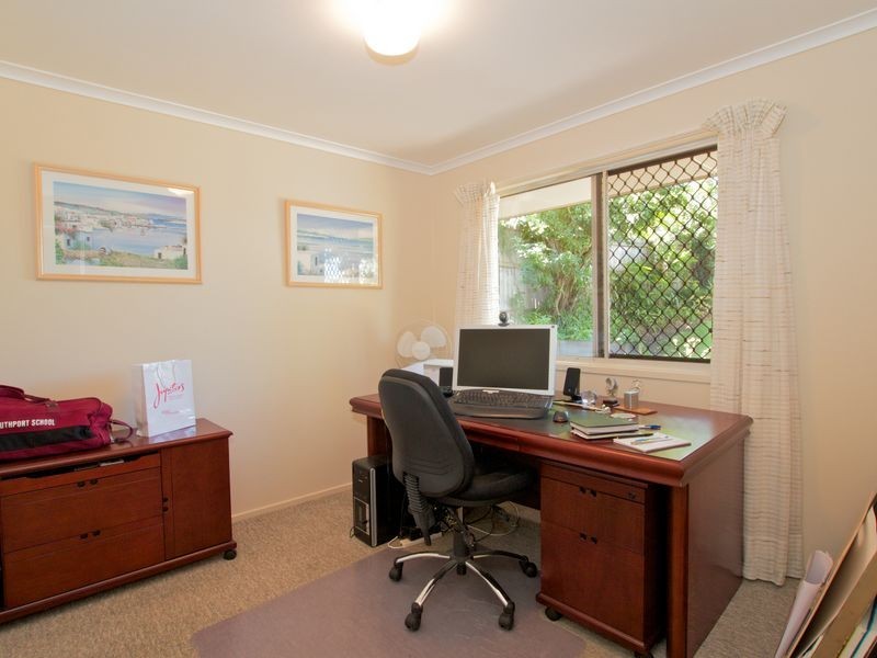 29 Pappas Way, Carrara QLD 4211