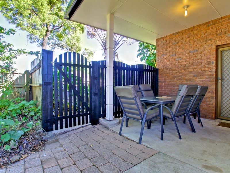 29 Pappas Way, Carrara QLD 4211