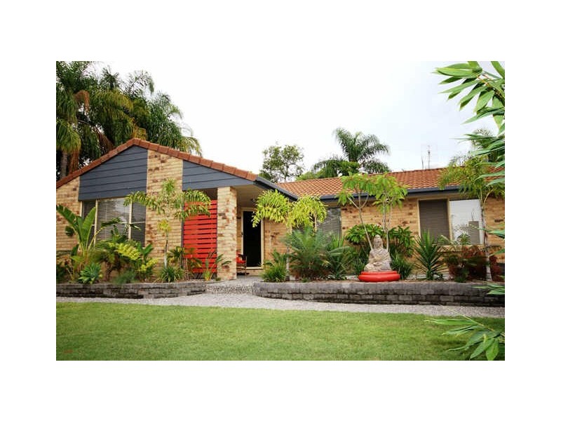 3 Quigan Terrace, Highland Park QLD 4211