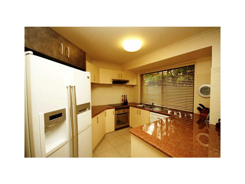3 Quigan Terrace, Highland Park QLD 4211