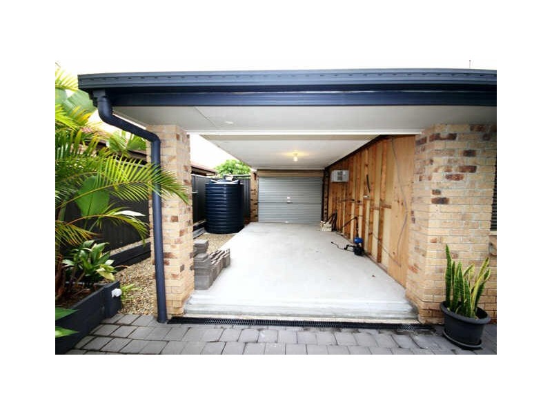 3 Quigan Terrace, Highland Park QLD 4211