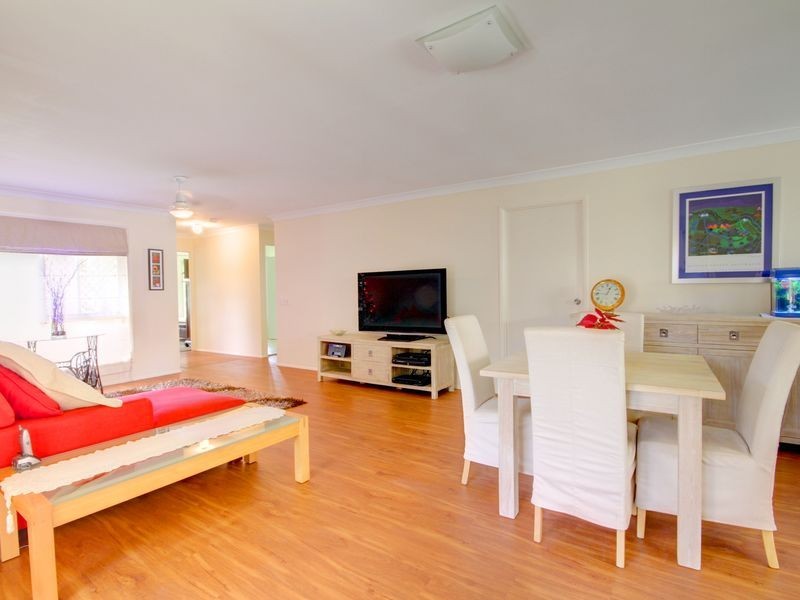 4 Ogilvie Crescent, Nerang QLD 4211