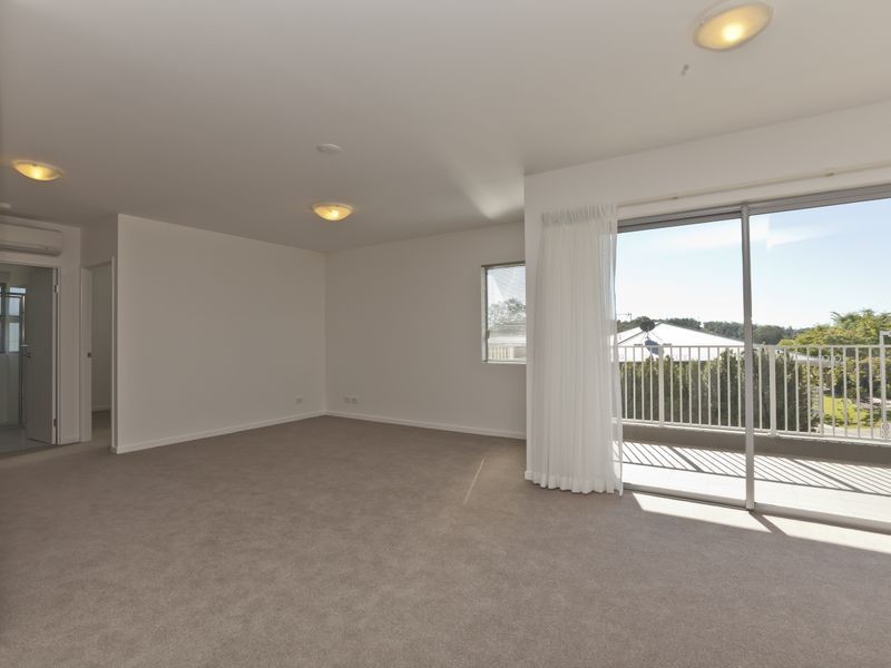 90/1 Boulton Drive, Nerang QLD 4211