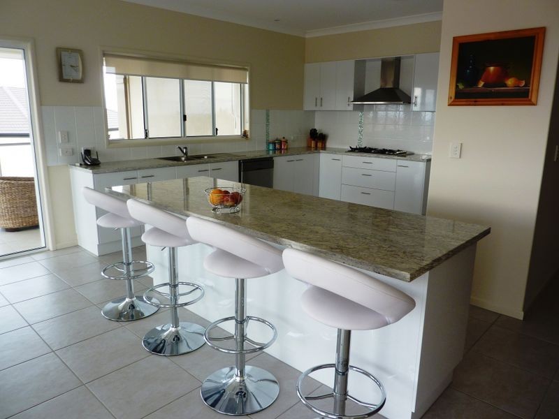 3 Ridgeline Way, Highland Park QLD 4211