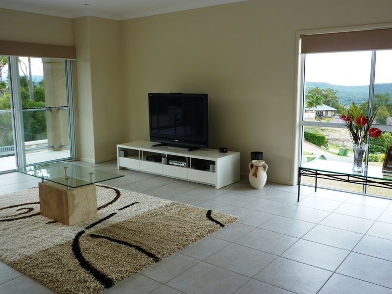 3 Ridgeline Way, Highland Park QLD 4211