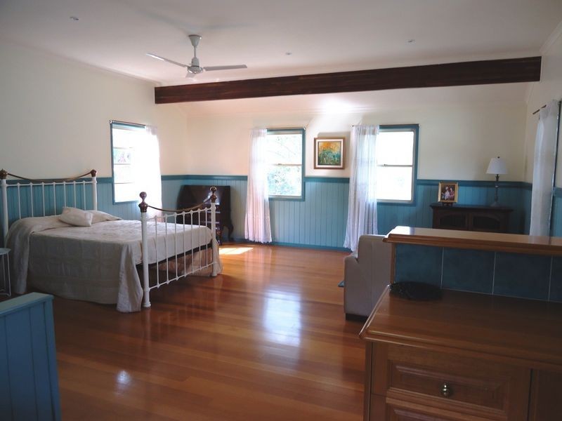 26 Charles Kurz Drive, Worongary QLD 4213