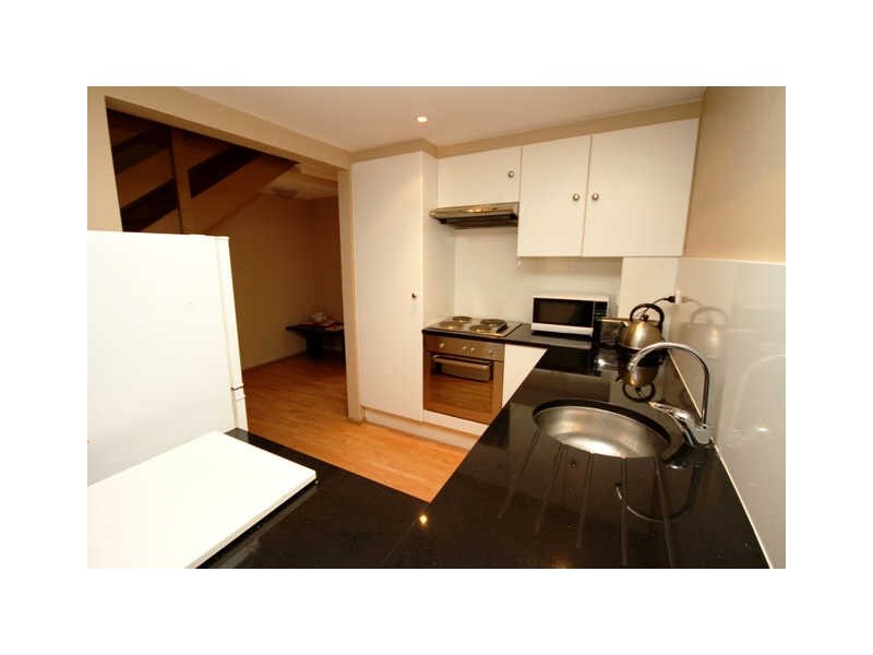 2/17 Martin Street, Nerang QLD 4211