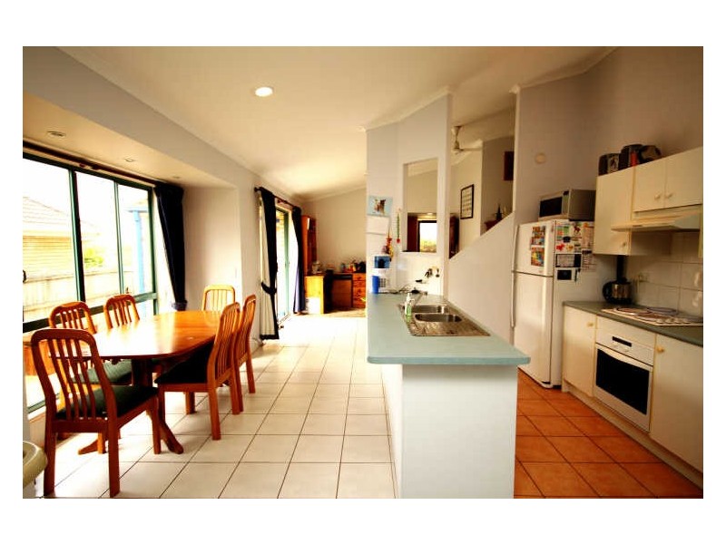 31 Inverness Court, Nerang QLD 4211