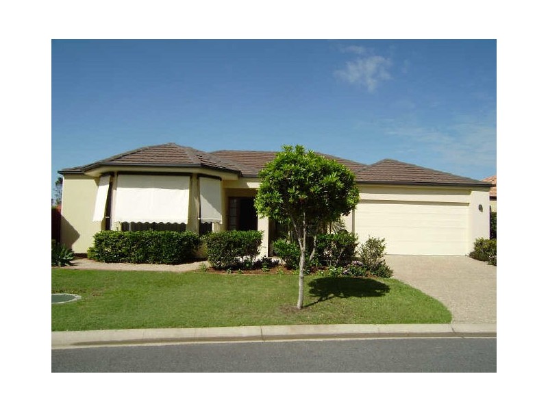 8 Josh Court, Ashmore QLD 4214