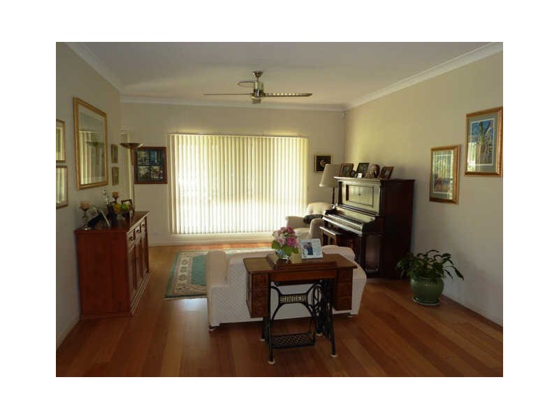 4 Honey Eater Court, Gilston QLD 4211