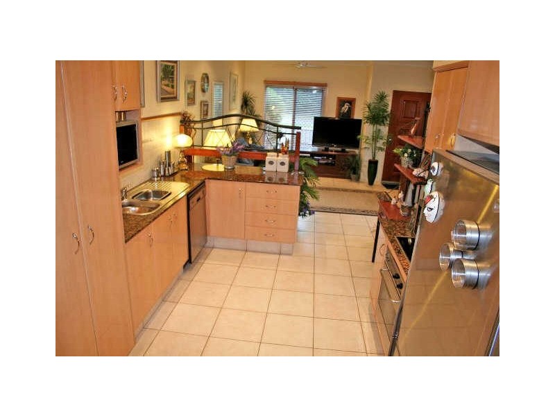 1/47 Chelsea Avenue, Broadbeach QLD 4218