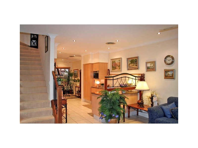 1/47 Chelsea Avenue, Broadbeach QLD 4218