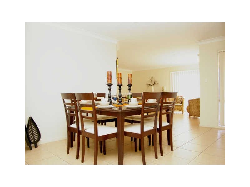 23 Beaumont Crescent, Pacific Pines QLD 4211
